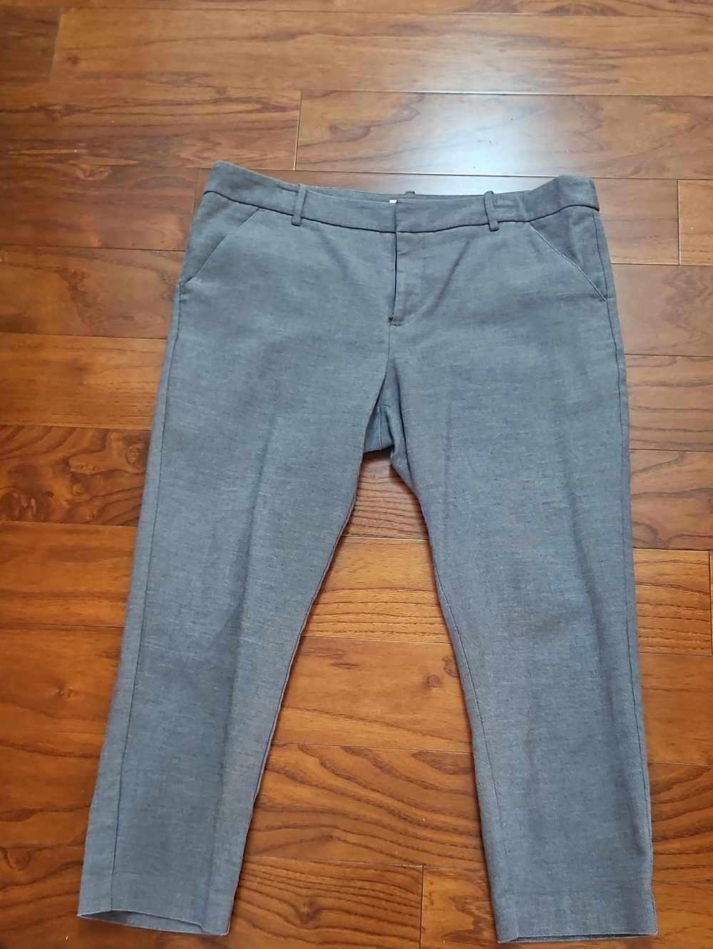 Merona Gray Classic Stretch Cropped Pants 16